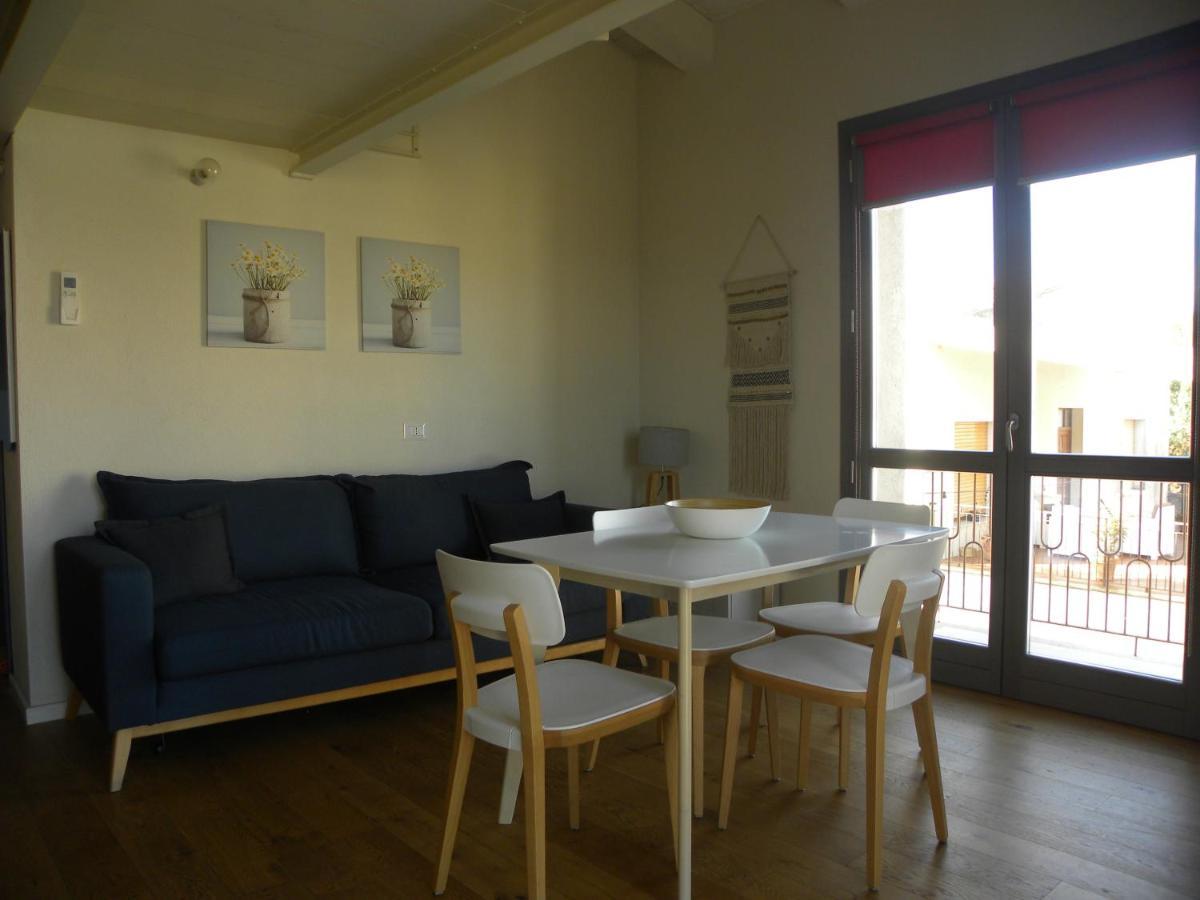 Petra Magica Apartamento San Pantaleo Exterior foto